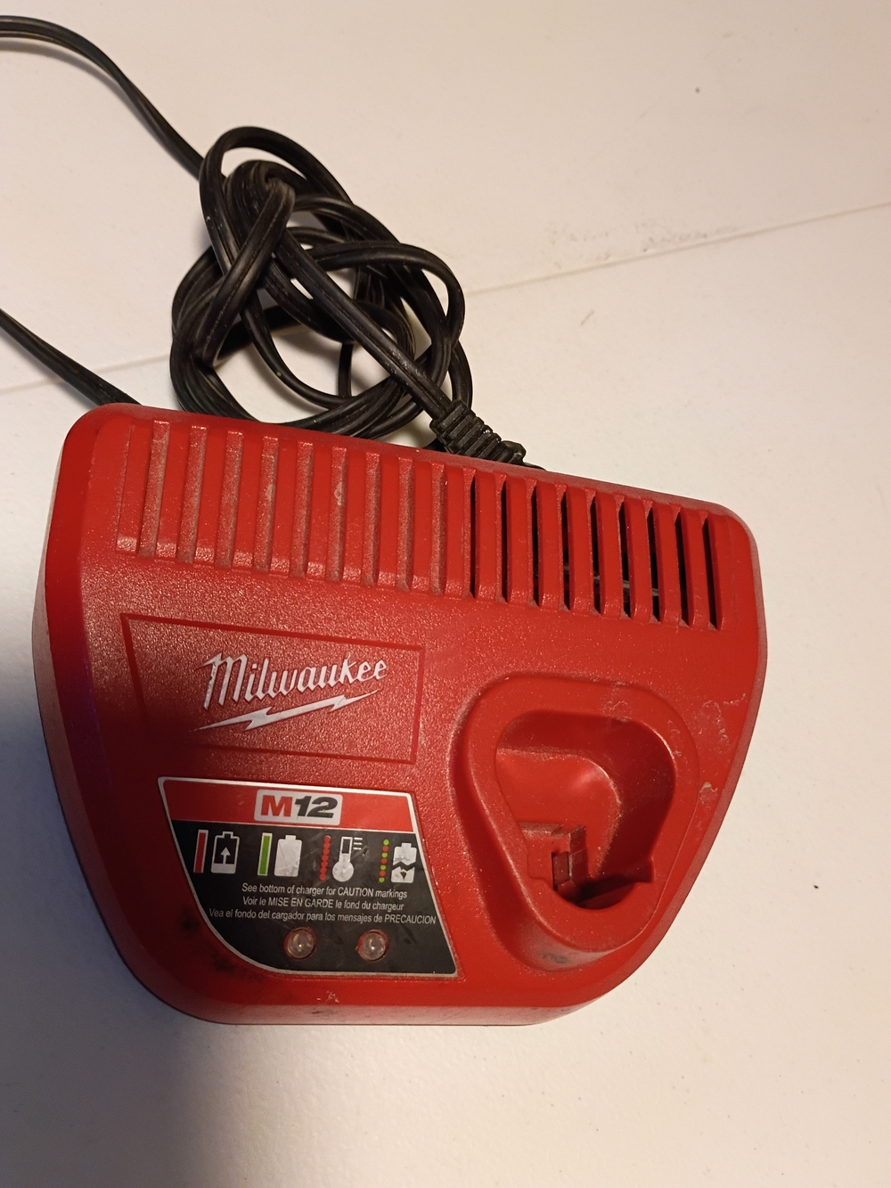 Milwaukee M12 Red Battery Charger